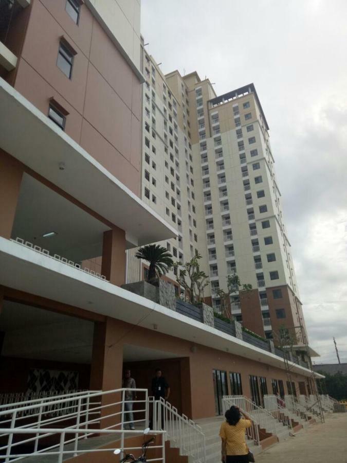 Betos Apartment Bekasi Exteriör bild
